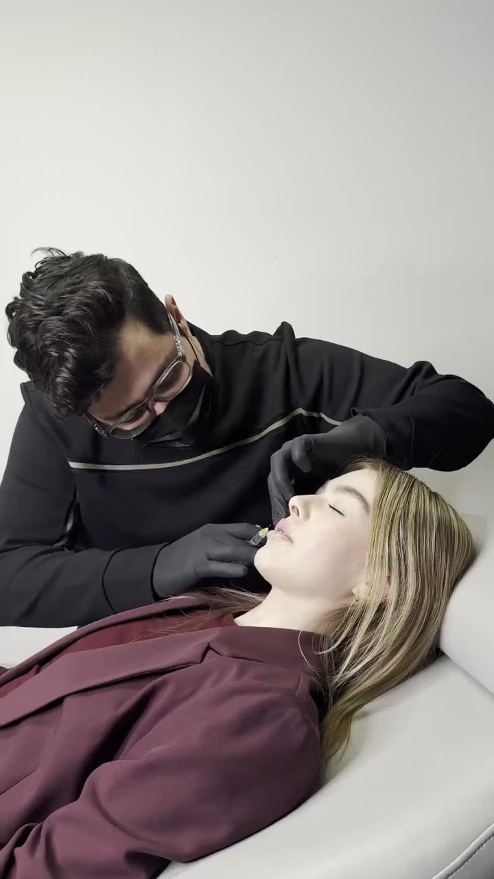 Video de tratamiento en consulta Dermakore
